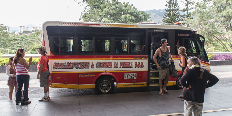 How to Take The Bus from Medellin to Guatape and La Piedra del Penon