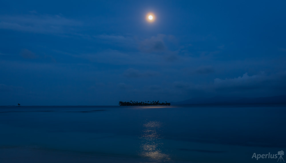 ocean view moonlight san blas night