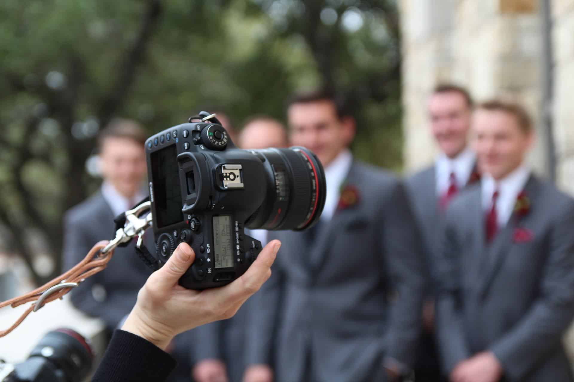 best wedding photography cameras